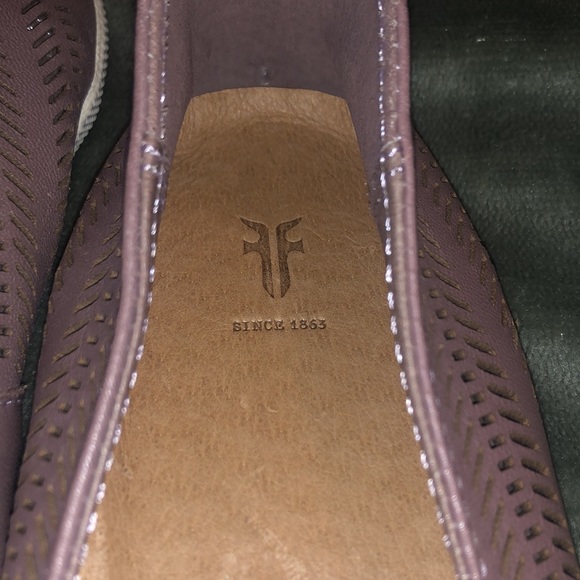 NWOT Frye Mauve Slip on Shoe - Picture 2 of 7